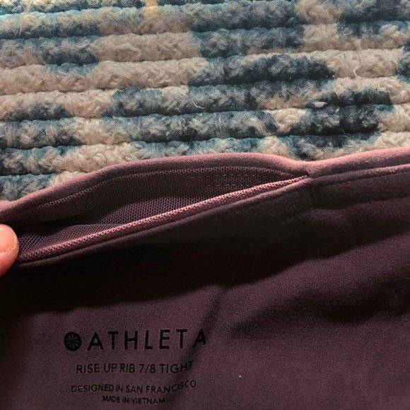 Athleta Rise Up Rib 7/8 Tight - Picture 8 of 9